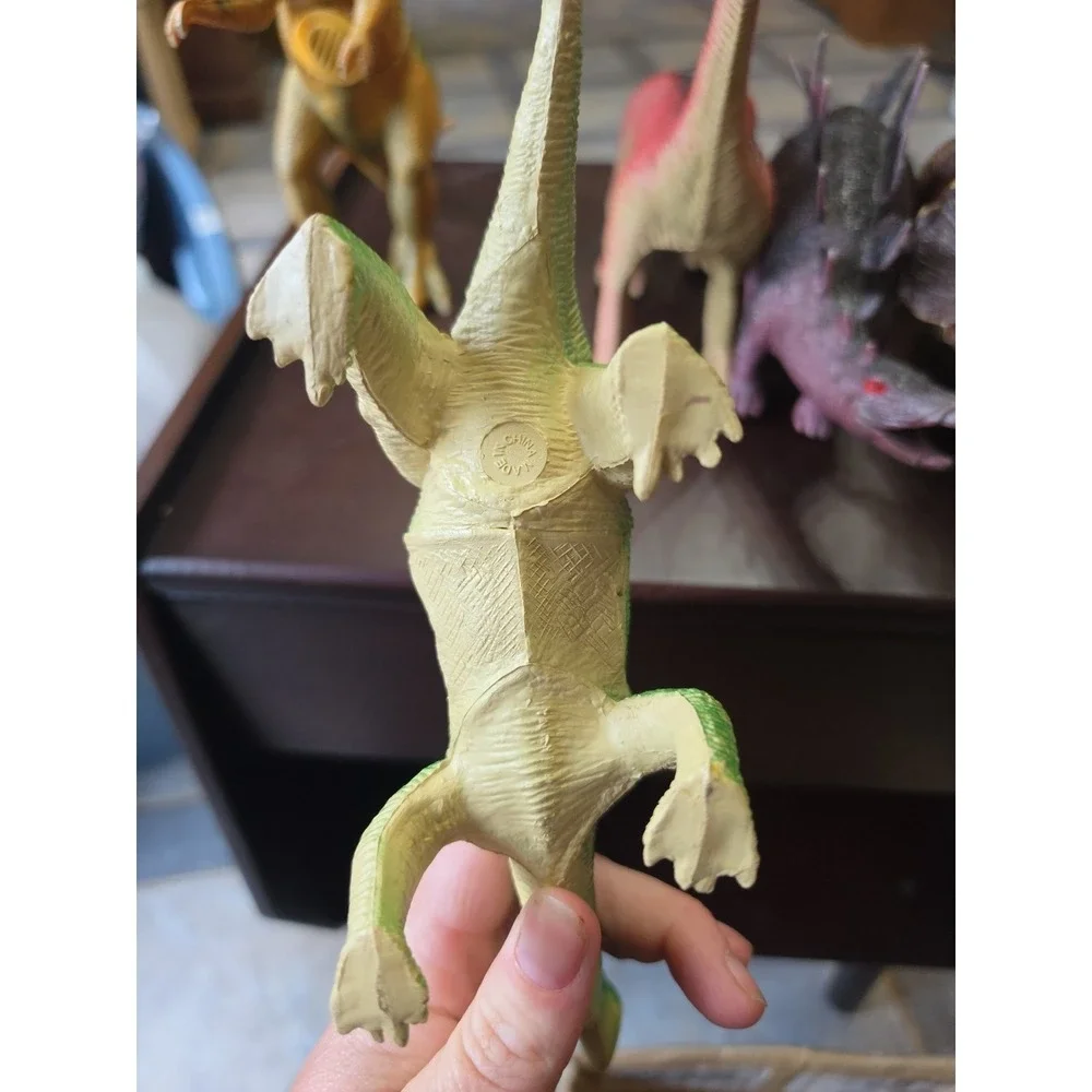 Vtg Dinosaur Toy Lot Set of 7 -‎ Assorted Figures for Kids & Collectors